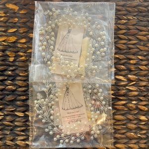 Bridal hairpiece (2) - unopened packaging